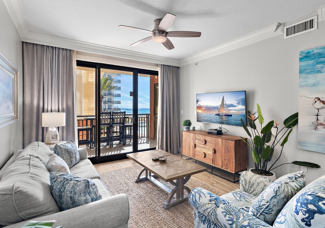 Emerald Grande W222- Rexford's BEACH Retreat