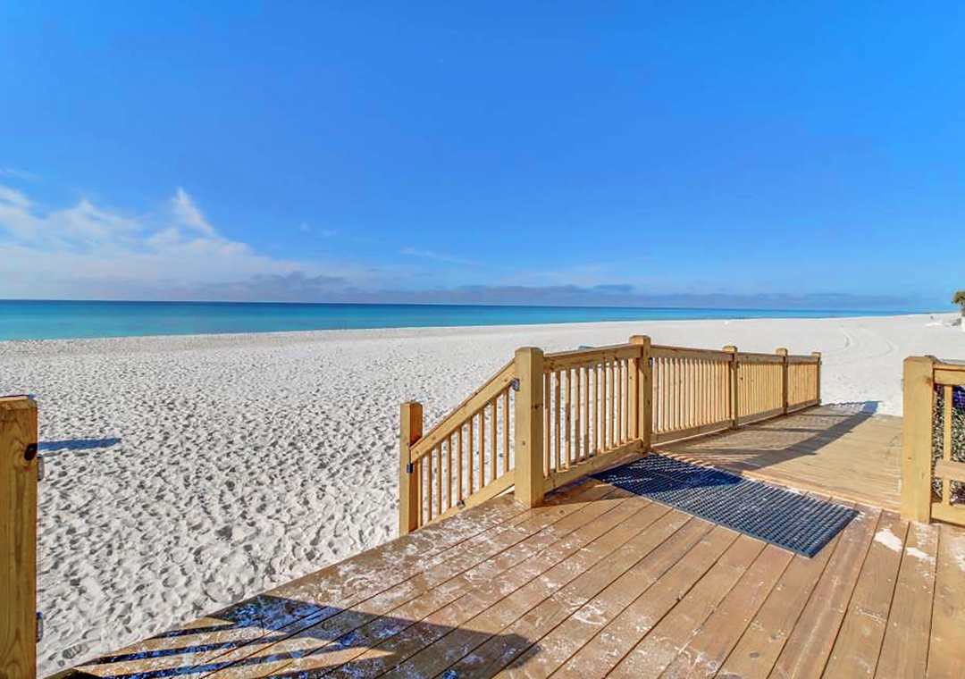 Beach access at The Summit