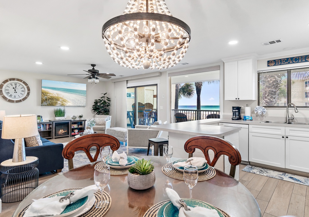 Silver Dunes D206- The Salty Seahorse