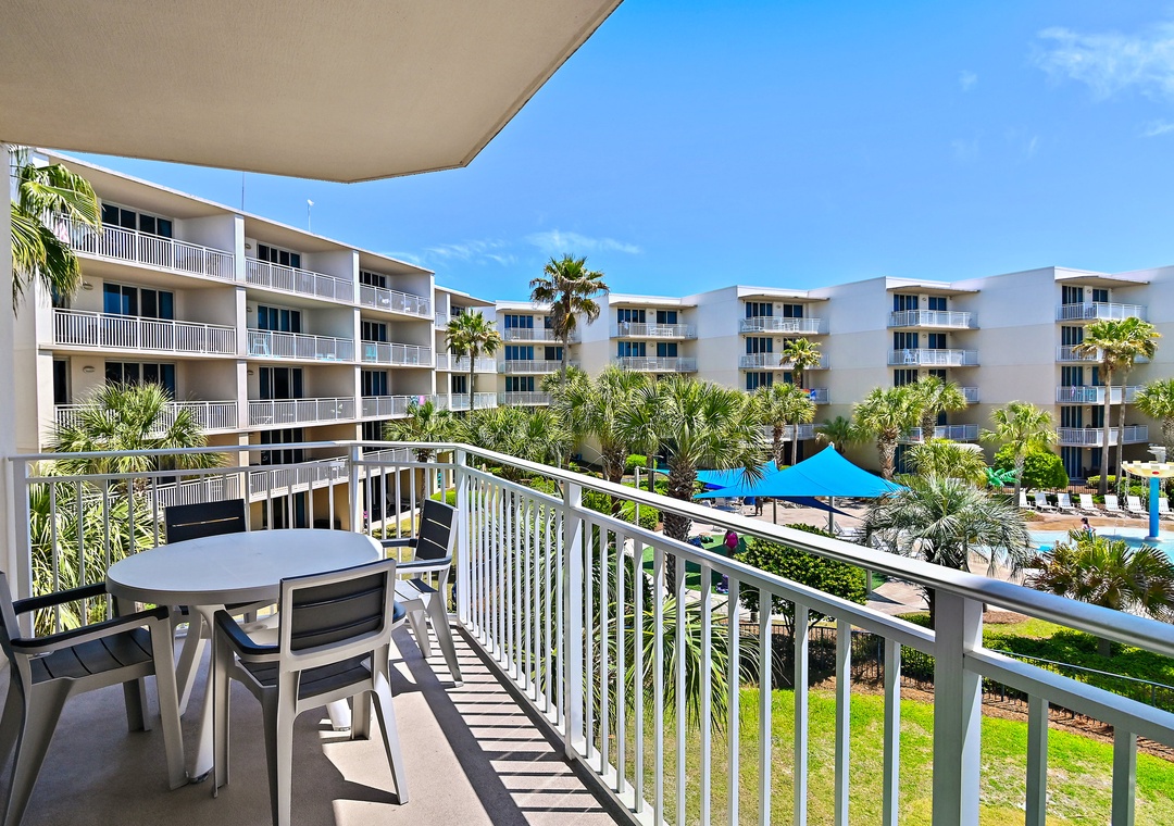 Waterscape 428-B balcony