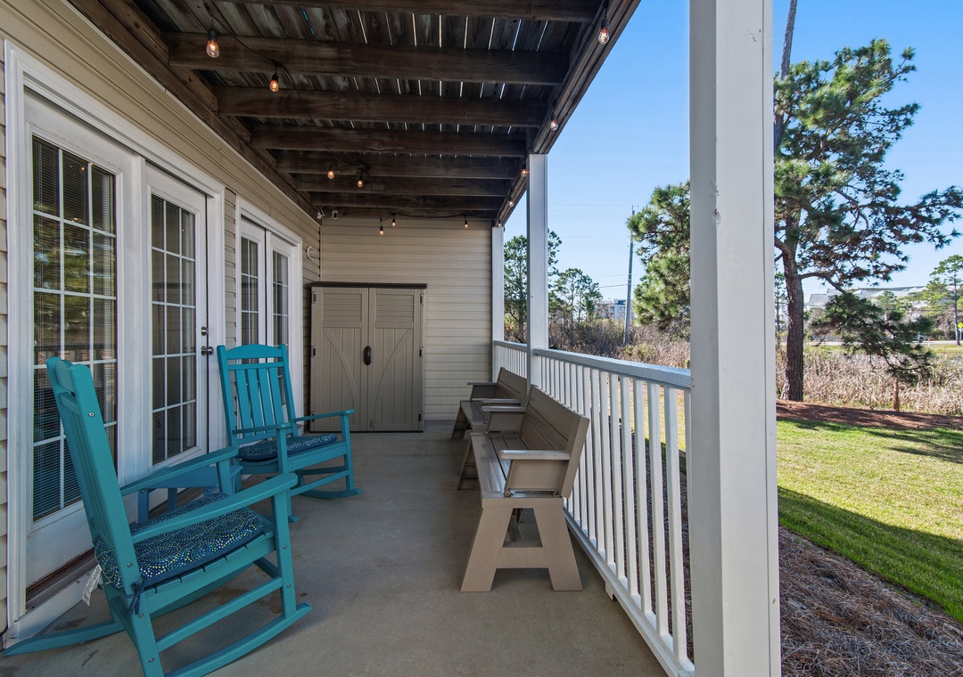 Summer Lake 6 balcony