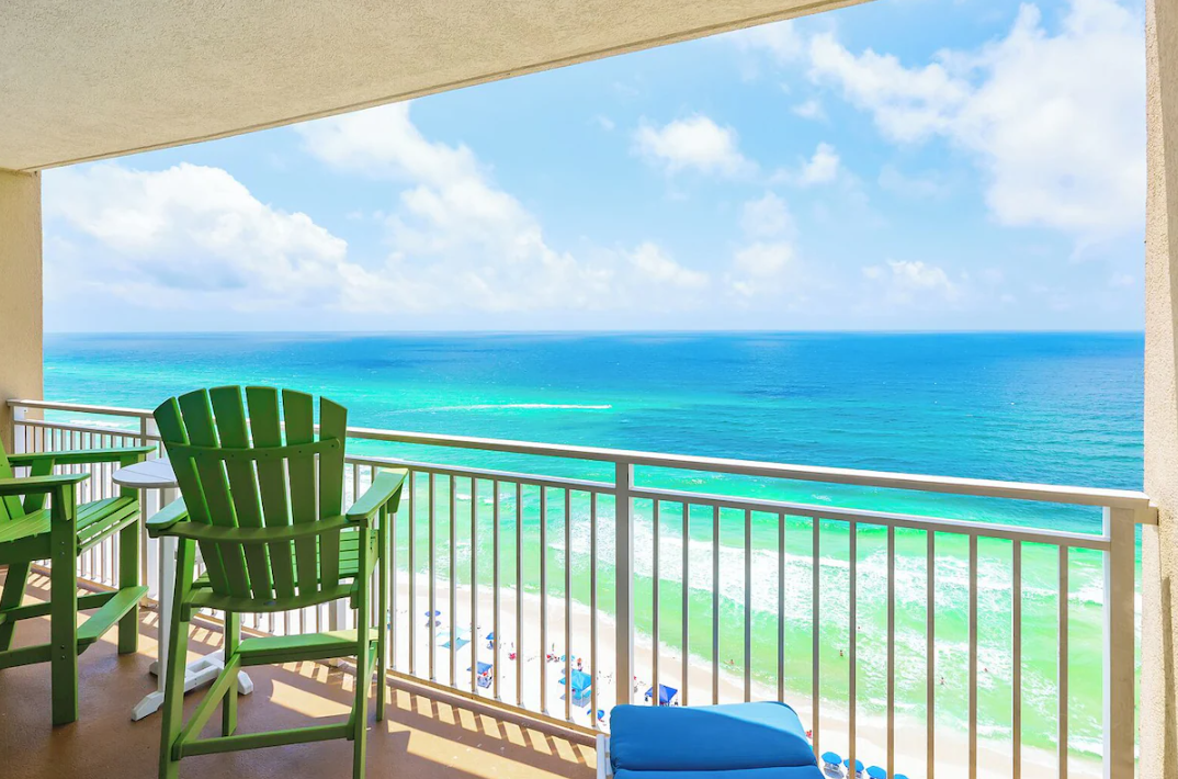 Emerald Beach 1628 balcony