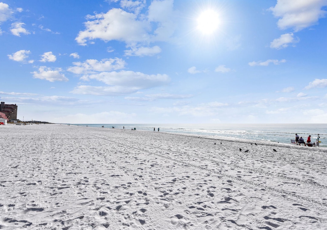 Just steps to the beach!