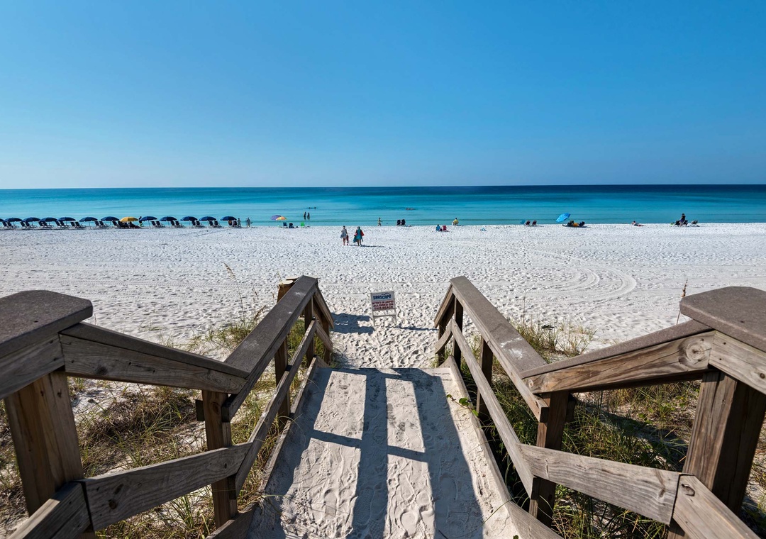 Just Steps to the Beach!