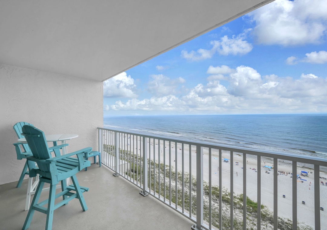 The Summit 1323 balcony