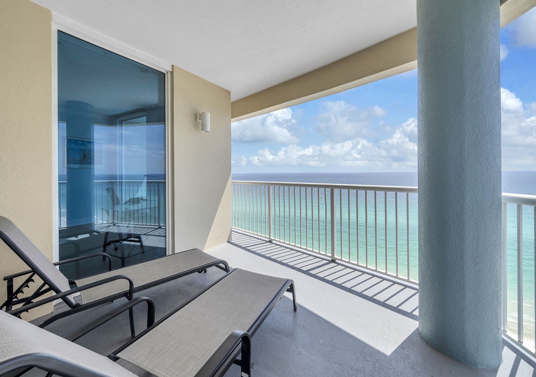 Palazzo 908 balcony