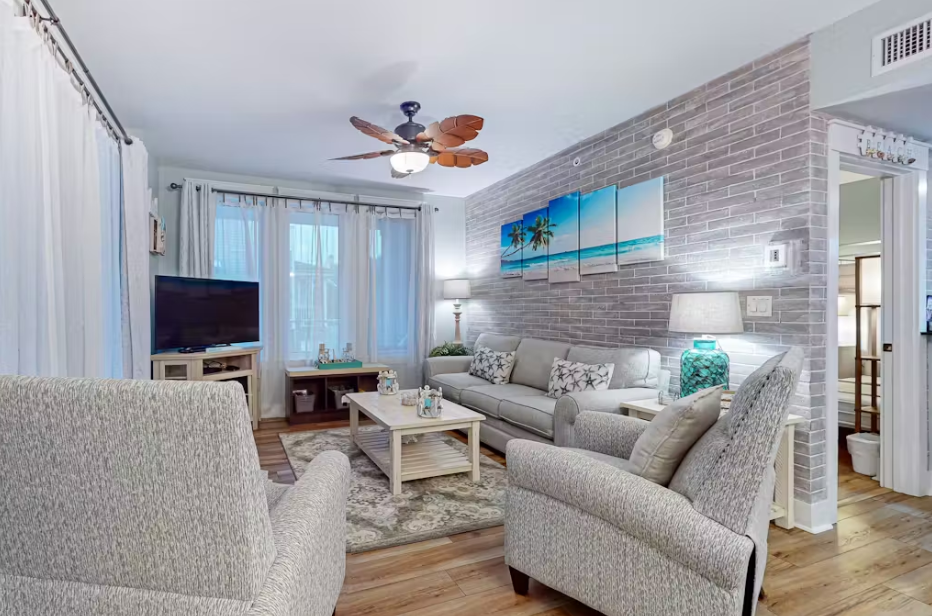 Market Street Inn 248- Beauty by the Bay