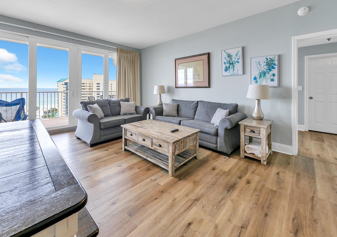 Laketown Wharf 801