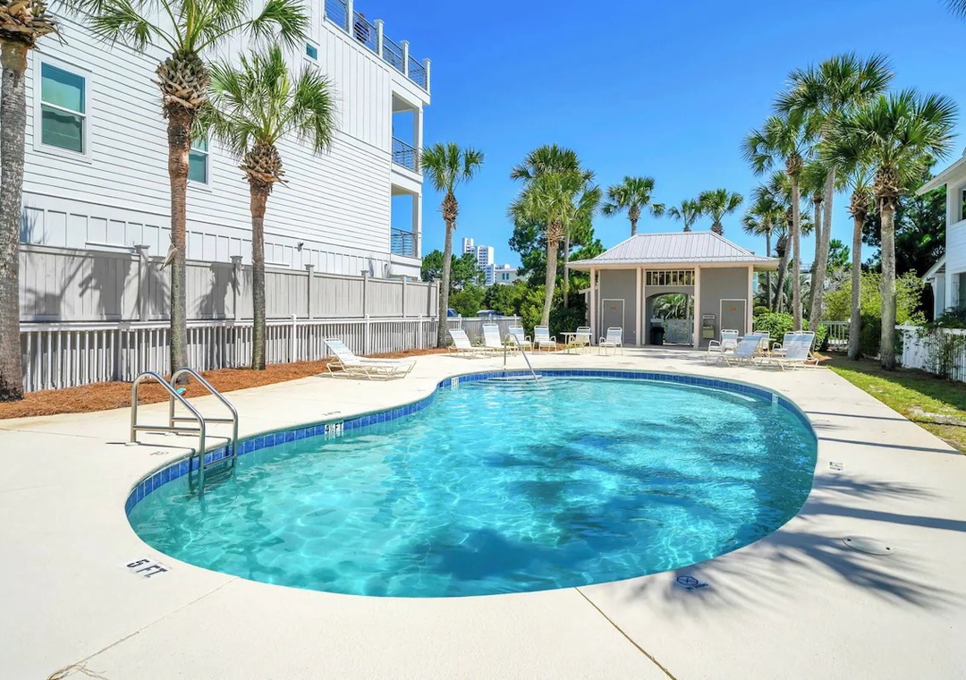 Community pool