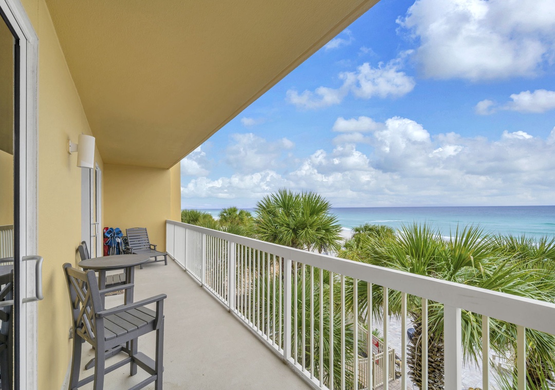 Calypso 2-301 balcony