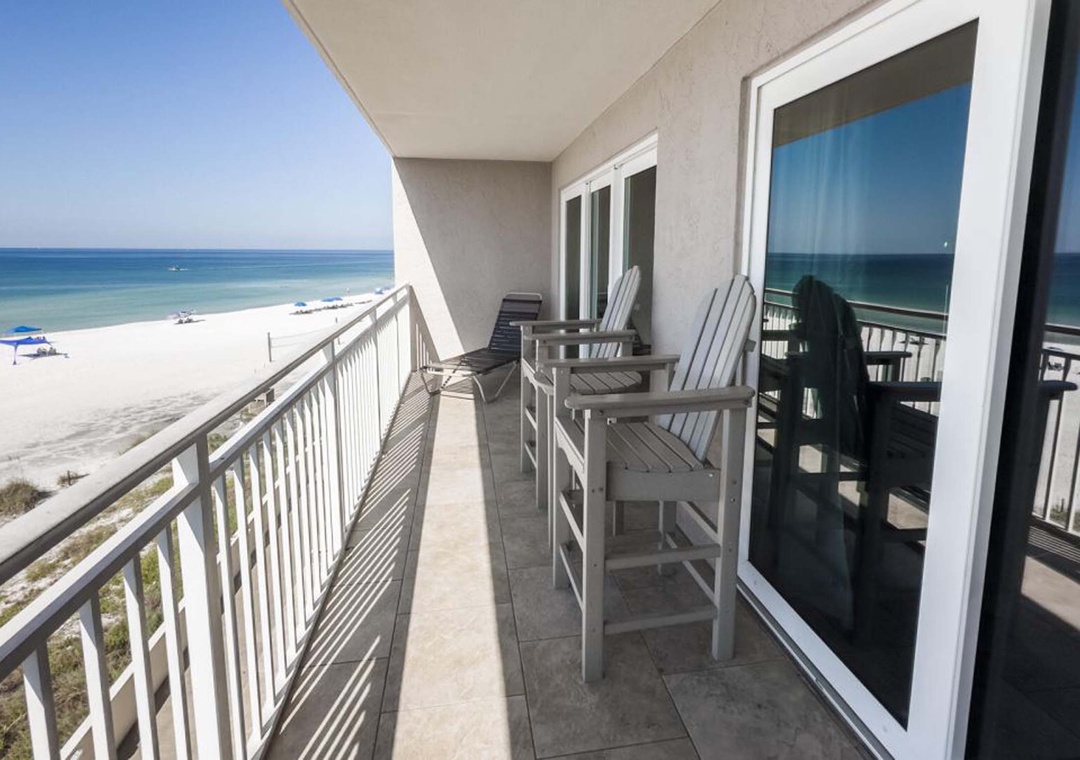 Private balcony with Gulf views