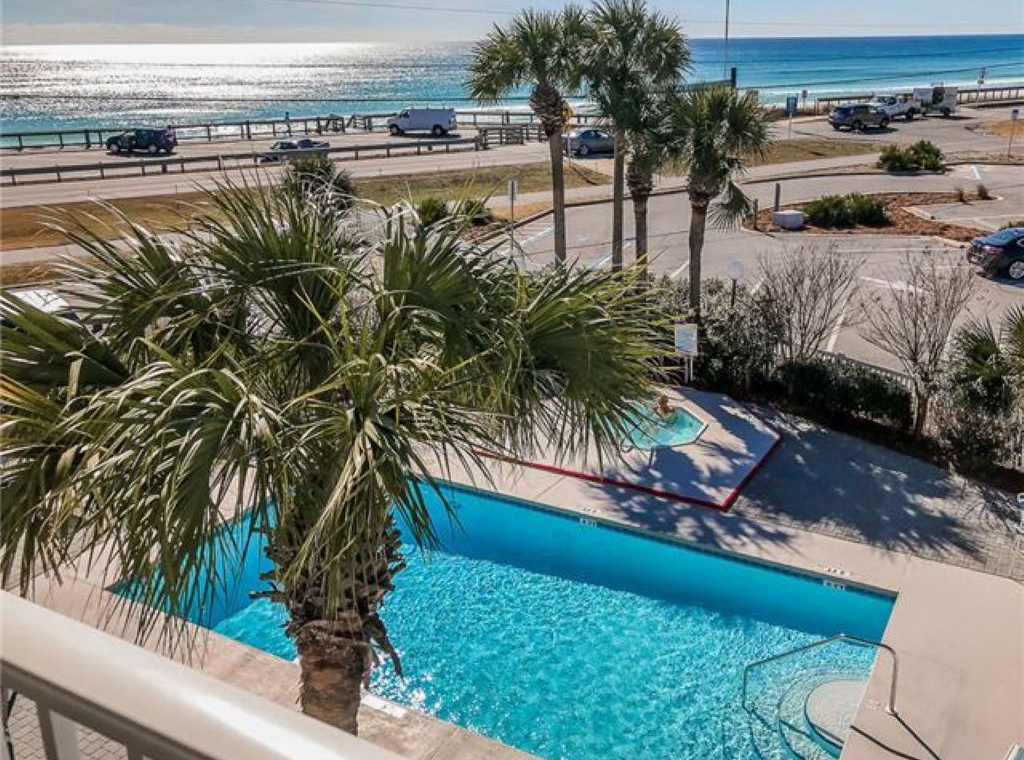 Summerspell Community Pool