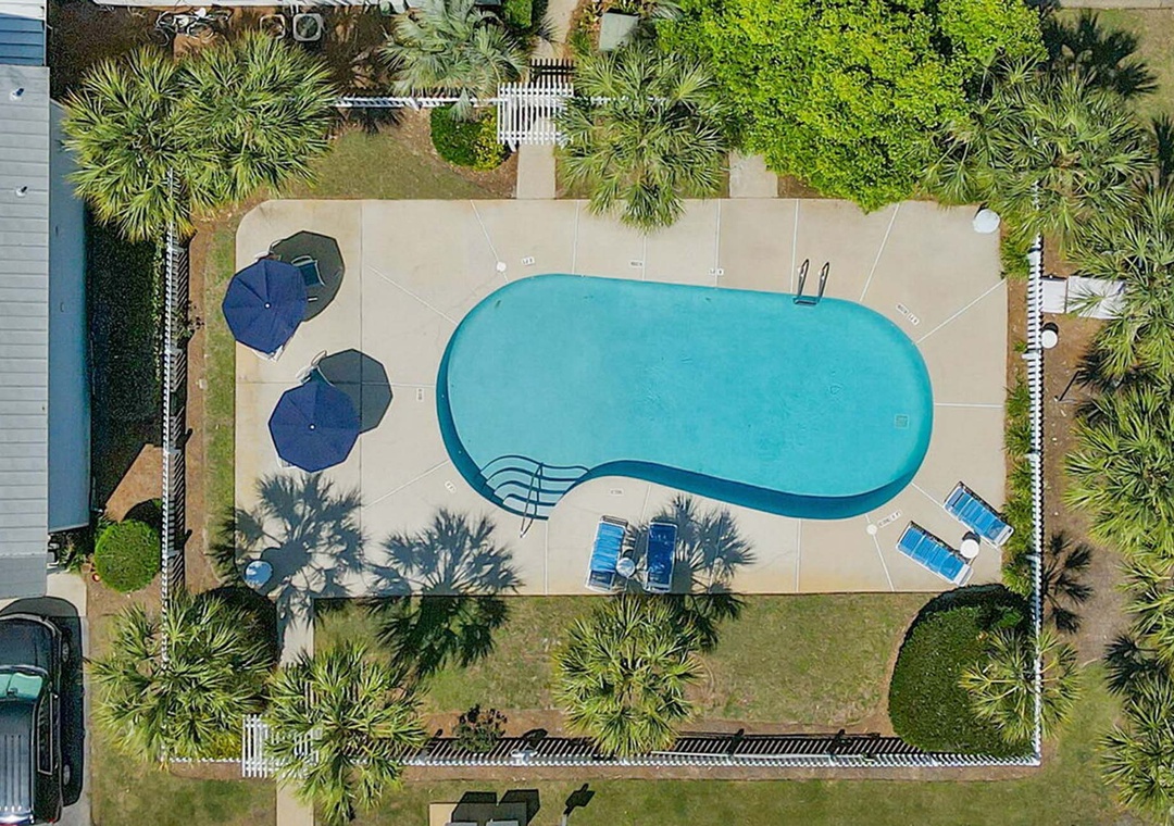 Summer Lake community pool