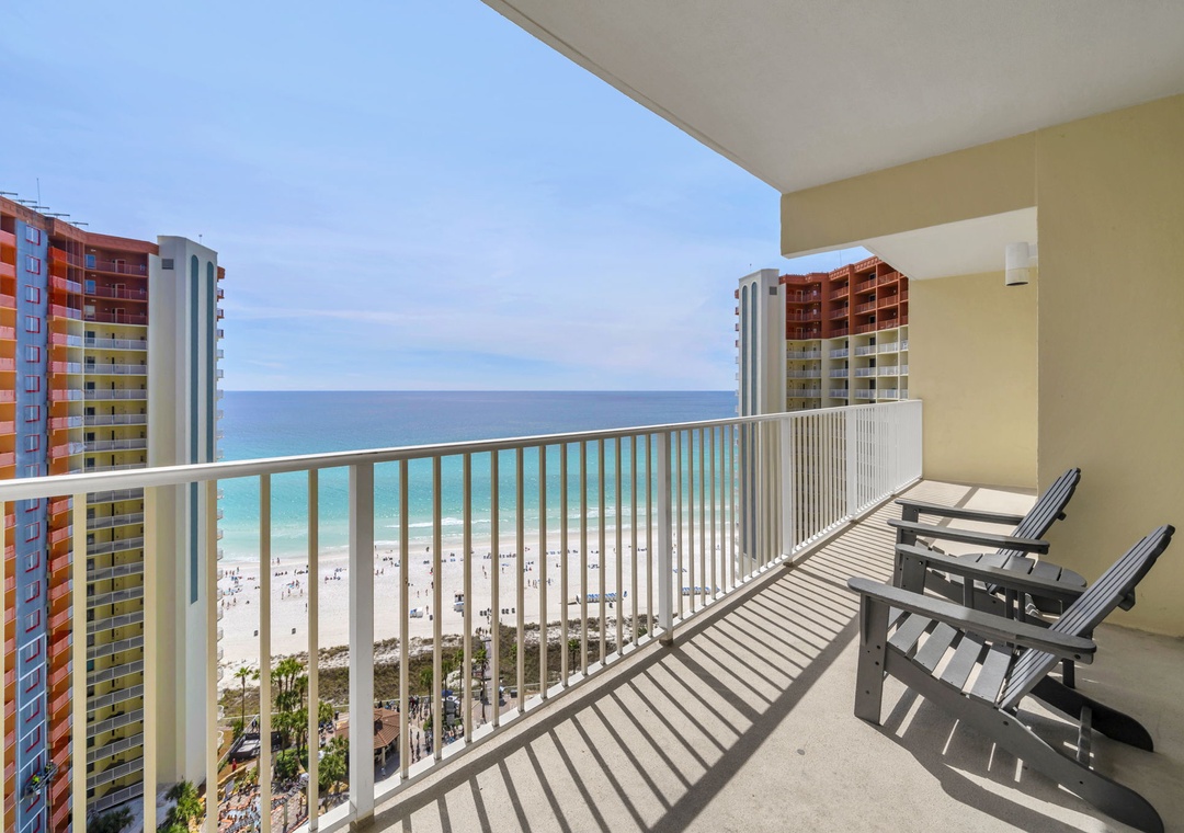 Shores of Panama 1816 balcony