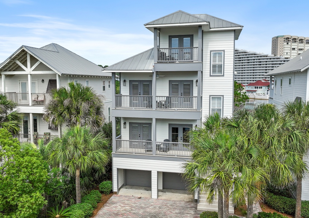 Elegance on the Gulf