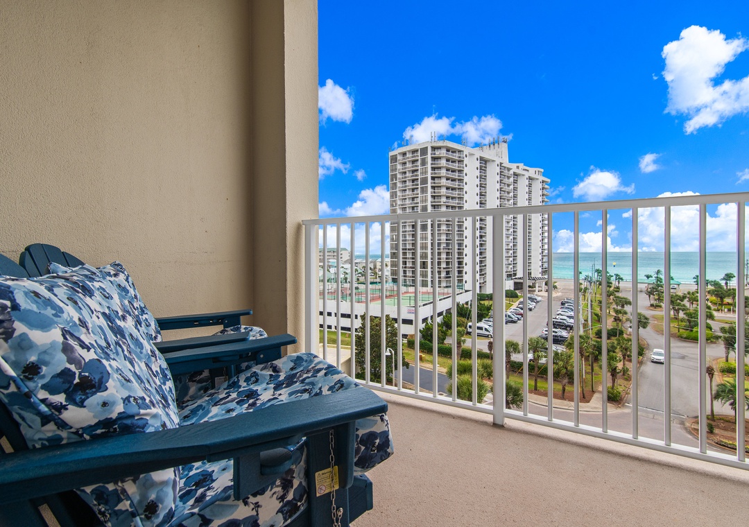 Ariel Dunes I 606 balcony