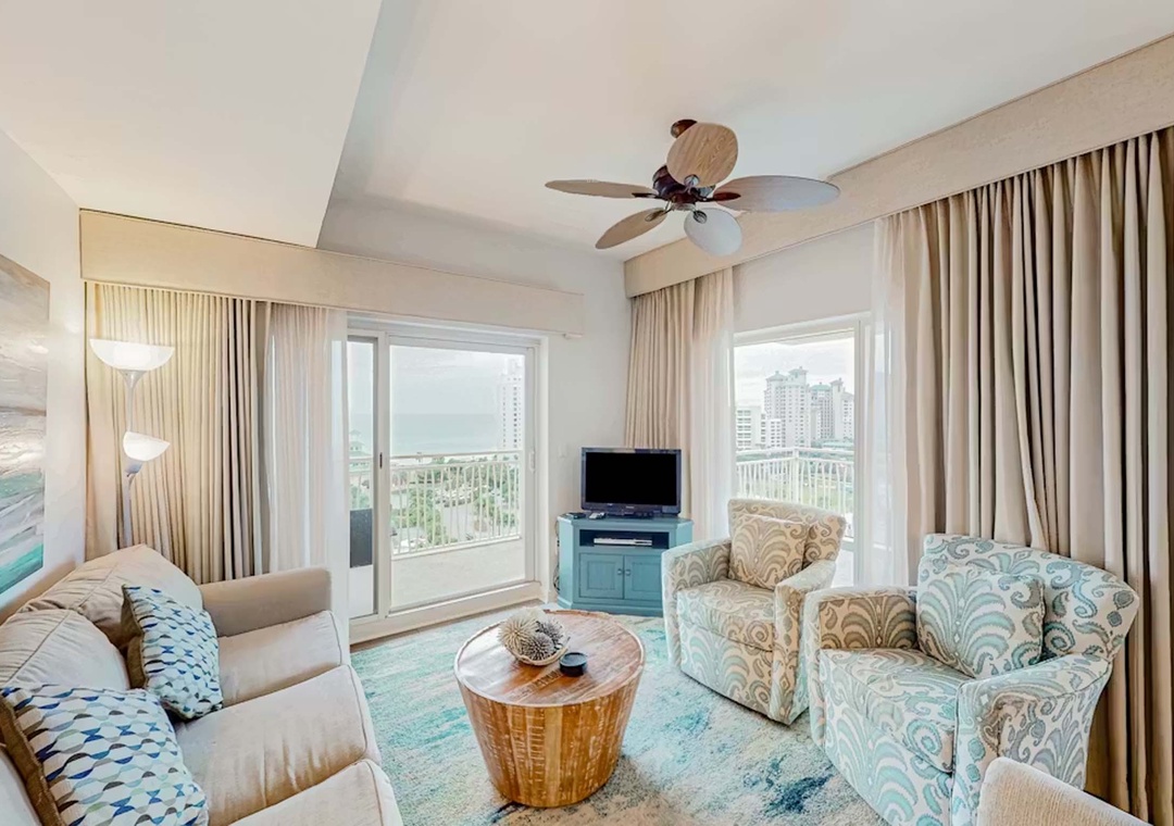 Luau II 6832/6834 - Sunset Suite