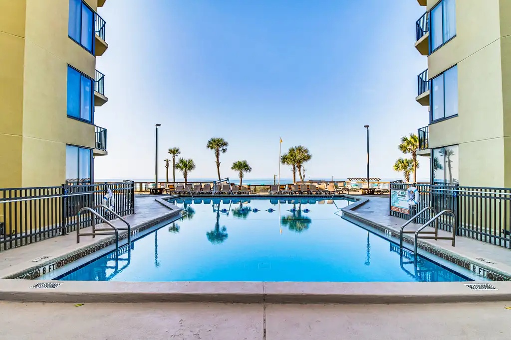 Large pools to cool off in