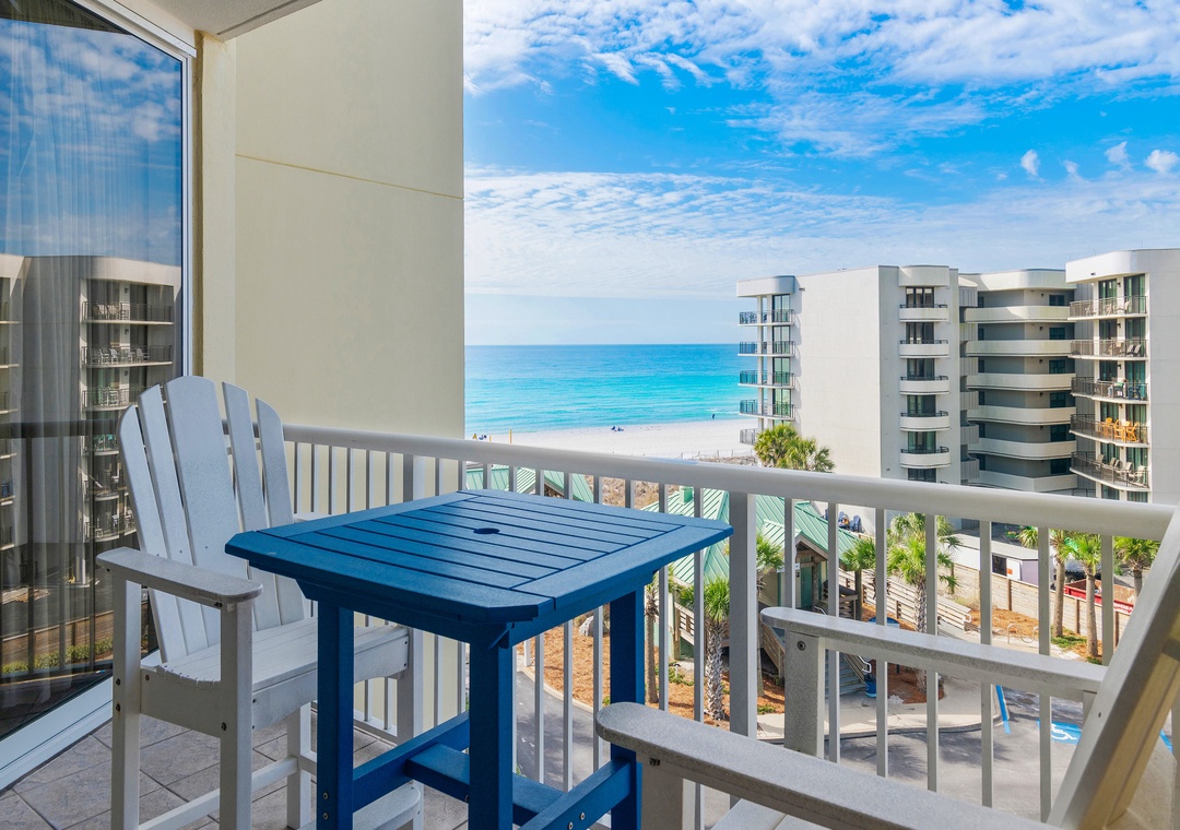 Waters Edge #501 balcony