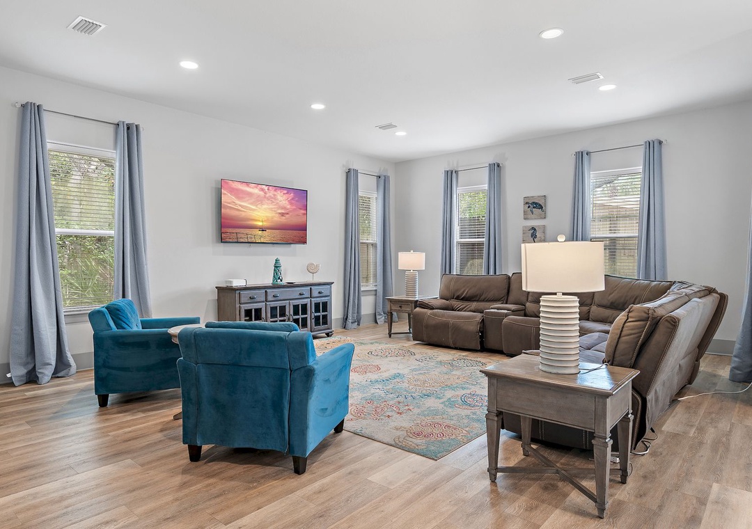 Spacious Living Room