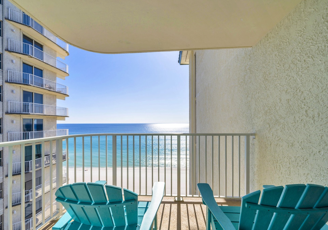 Long Beach Resort 1-1300E balcony