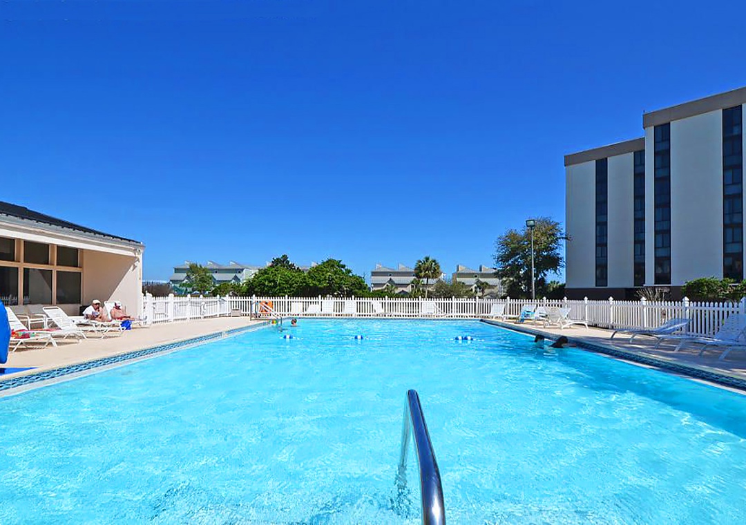 Terra Cotta pool