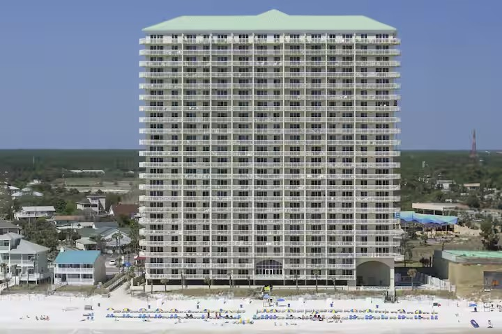 Celadon 1505 - Turquoise Oasis