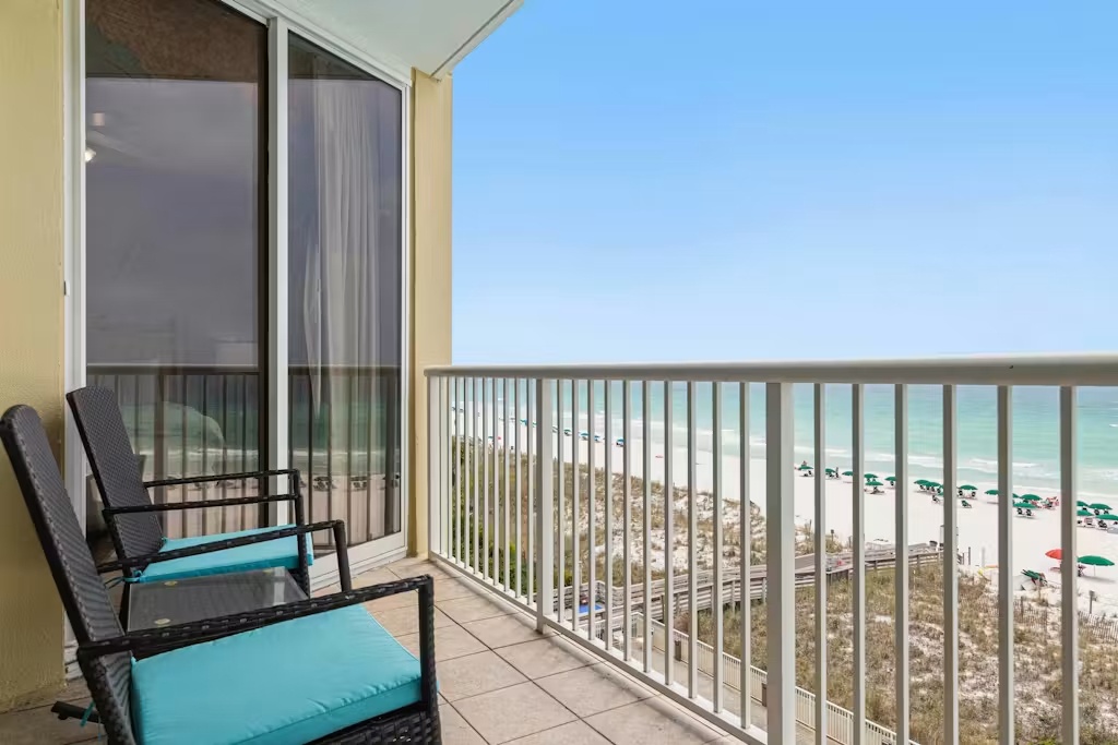 Private balcony