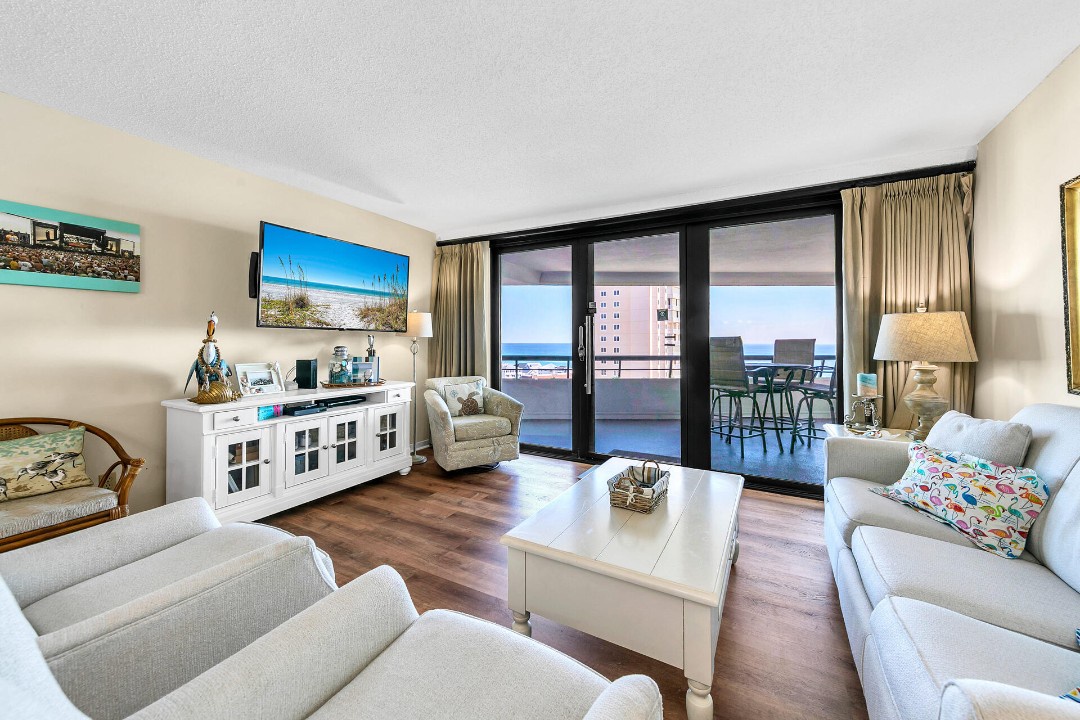 Edgewater #1400 - Emerald View