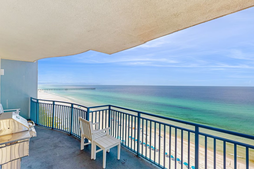 Sterling Breeze 1207 balcony