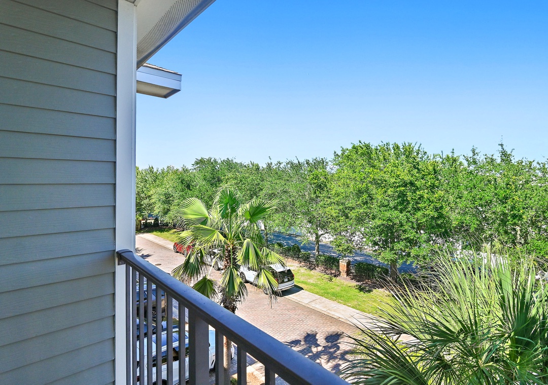 Private balcony views