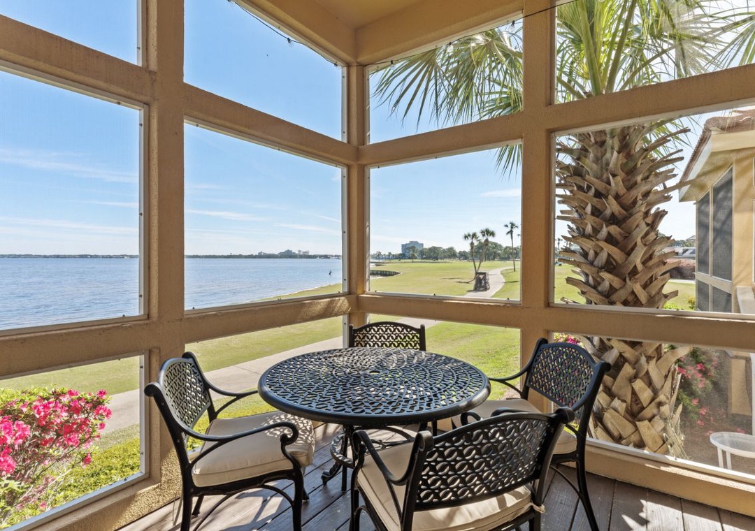 Vantage Pointe 43 patio