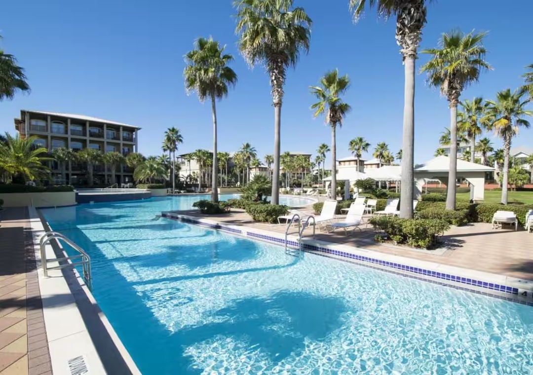 Community Pool Loungers