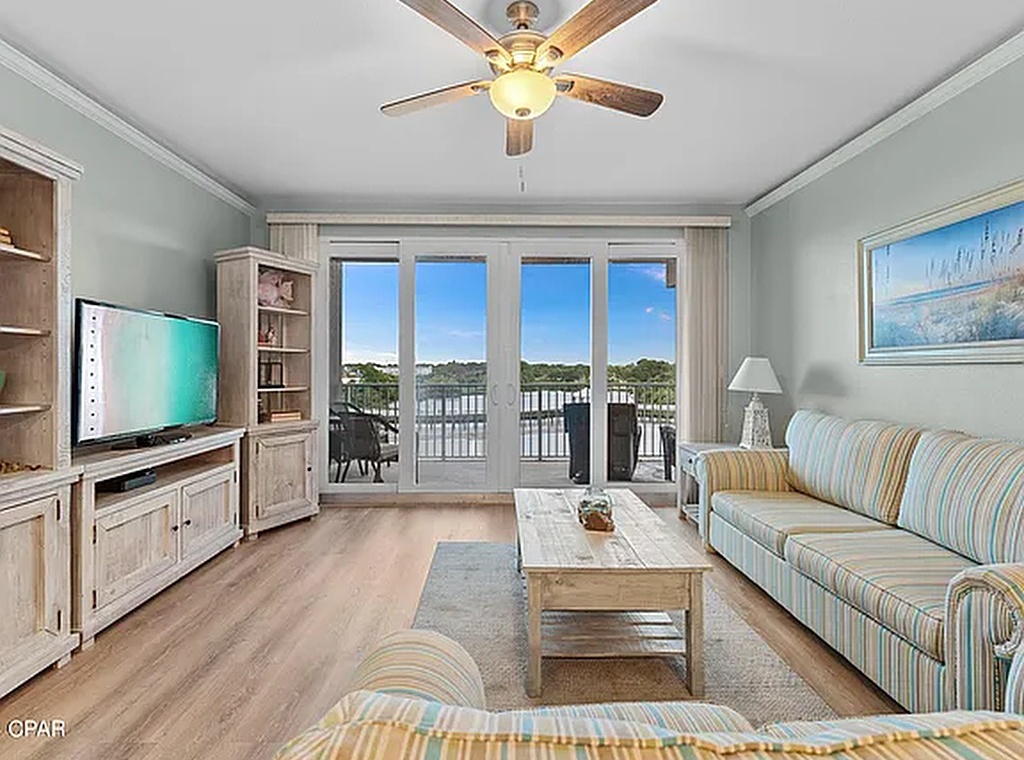 Laketown Wharf 329