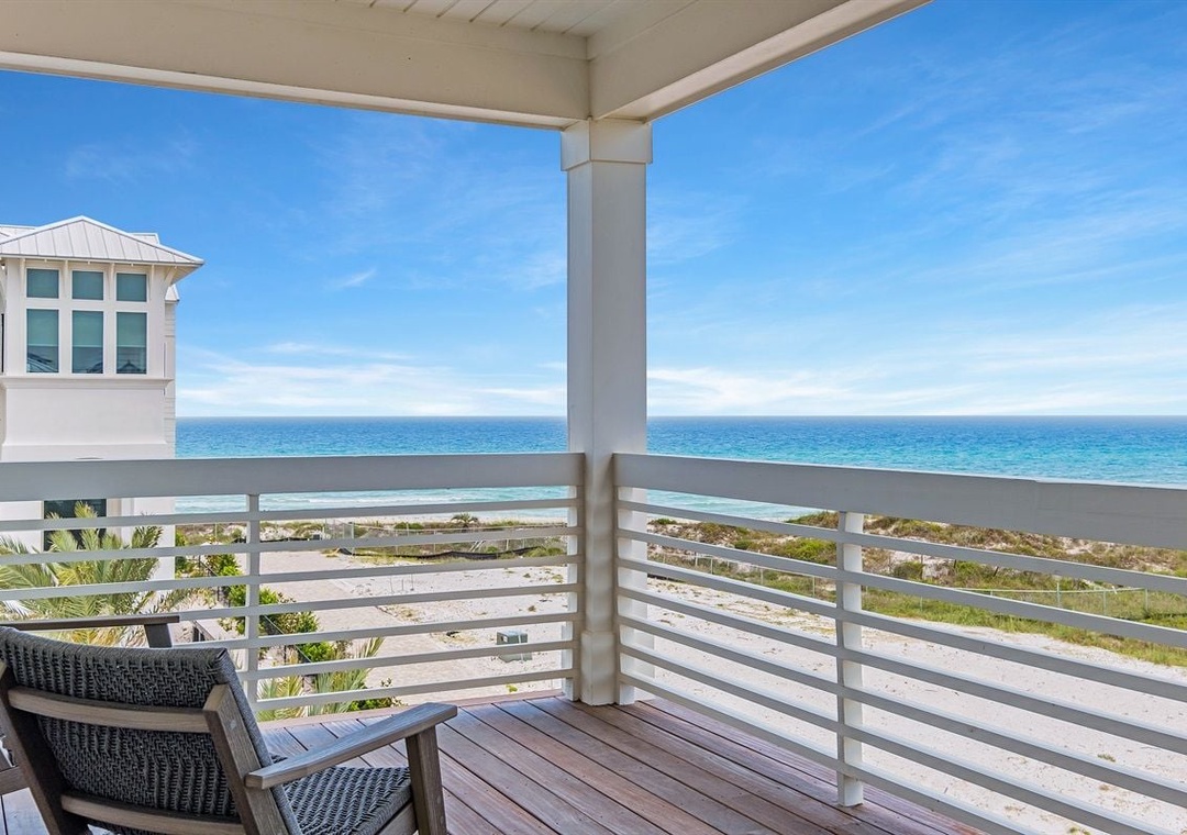 Great Balcony Views of the water