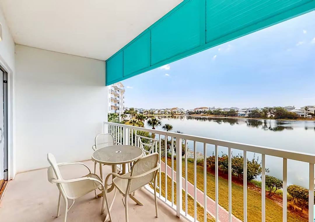 Carillon Beach Inn 310 balcony