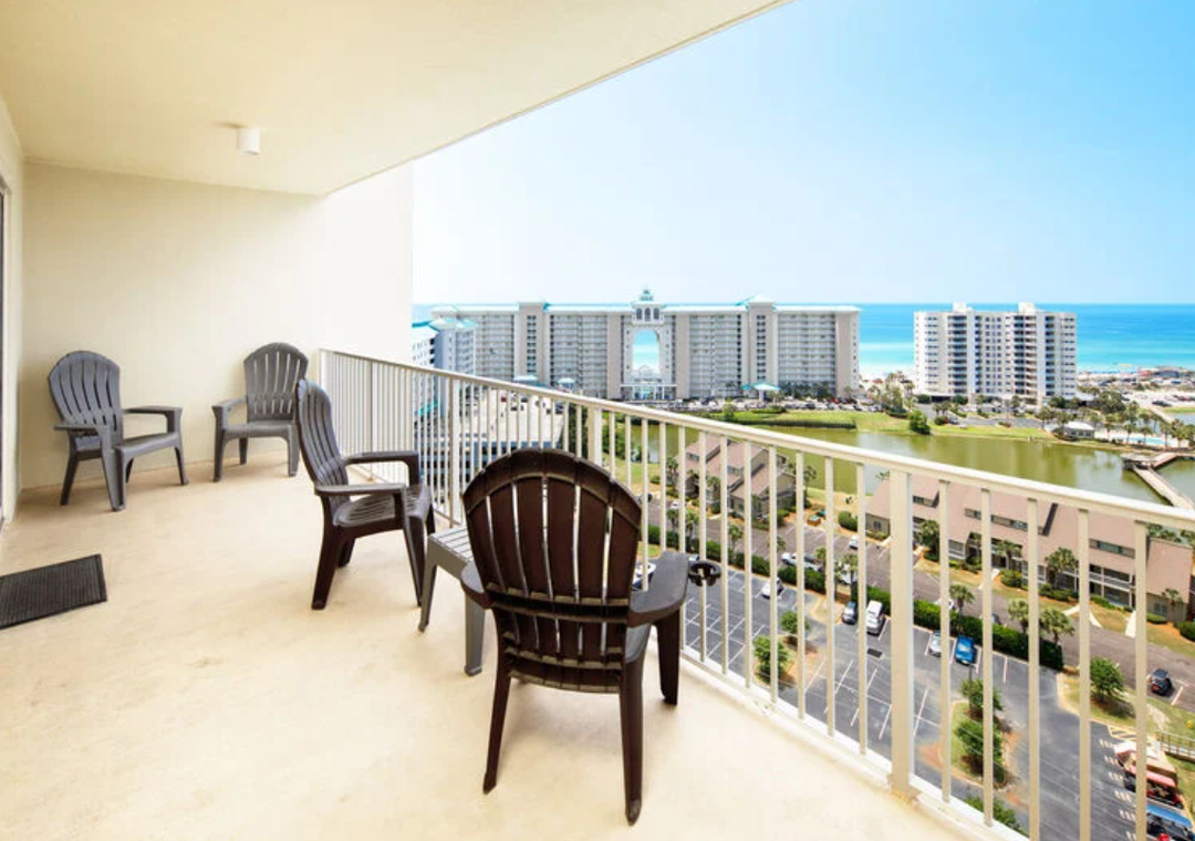 Ariel Dunes II 1507 balcony