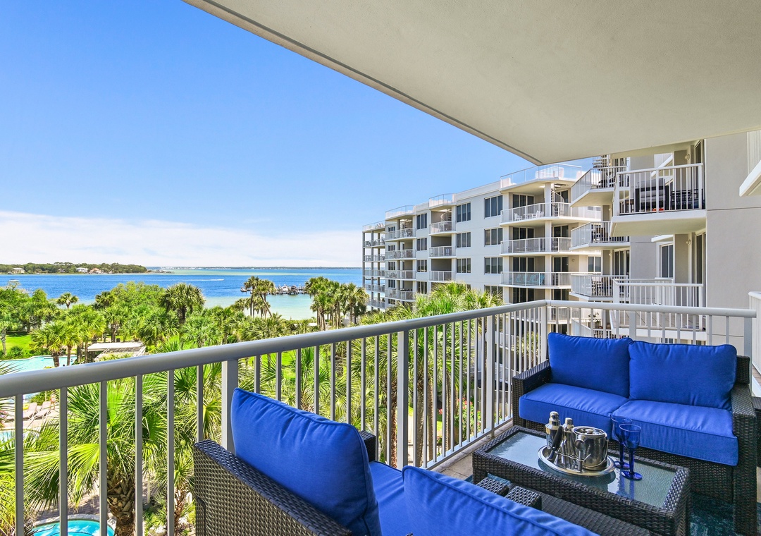 Destin West Bayside Sandpiper #505 balcony