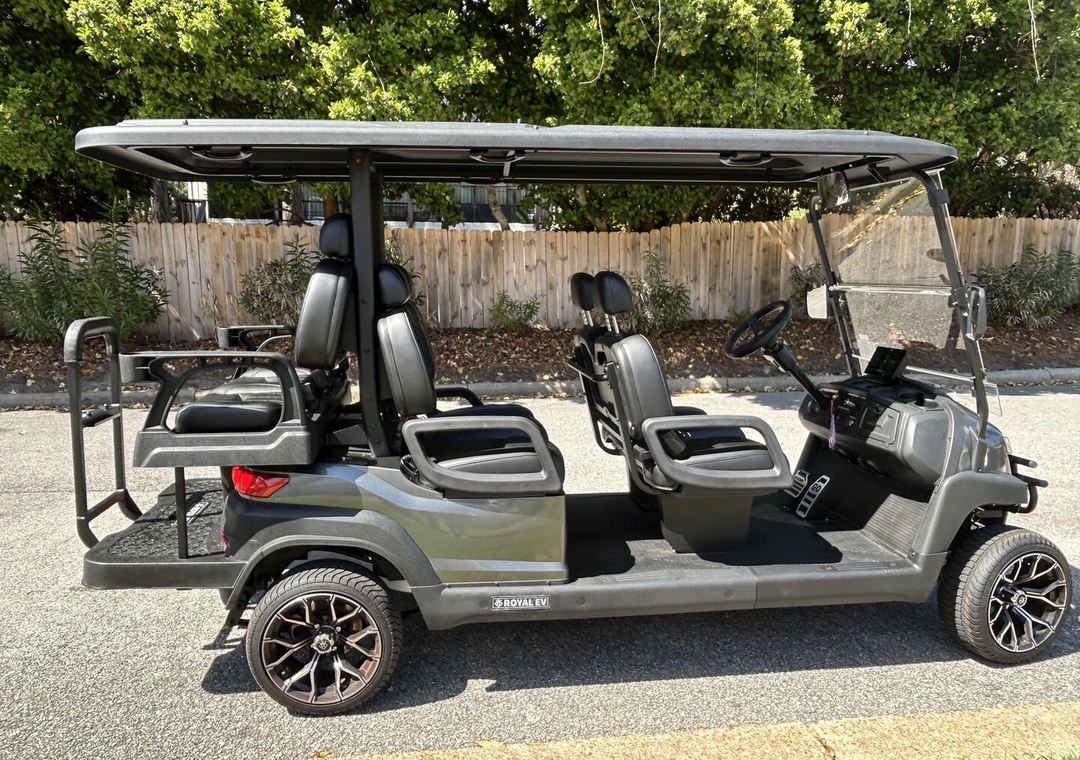 Six seater golf cart included!