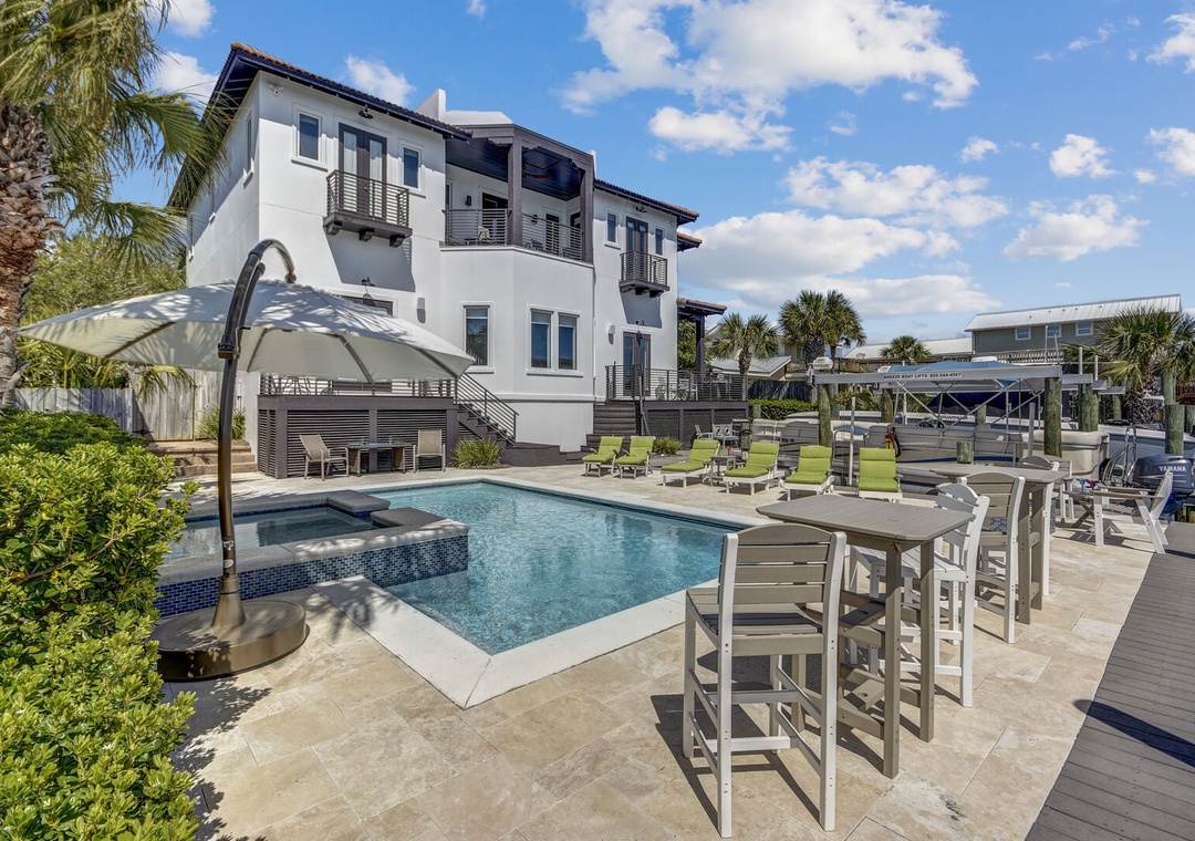 Marlin Haven @ Holiday Isle pool