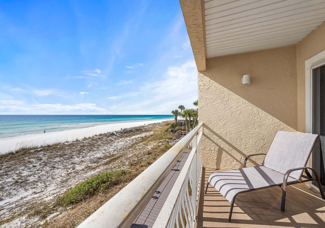 Private balcony with Gulf views
