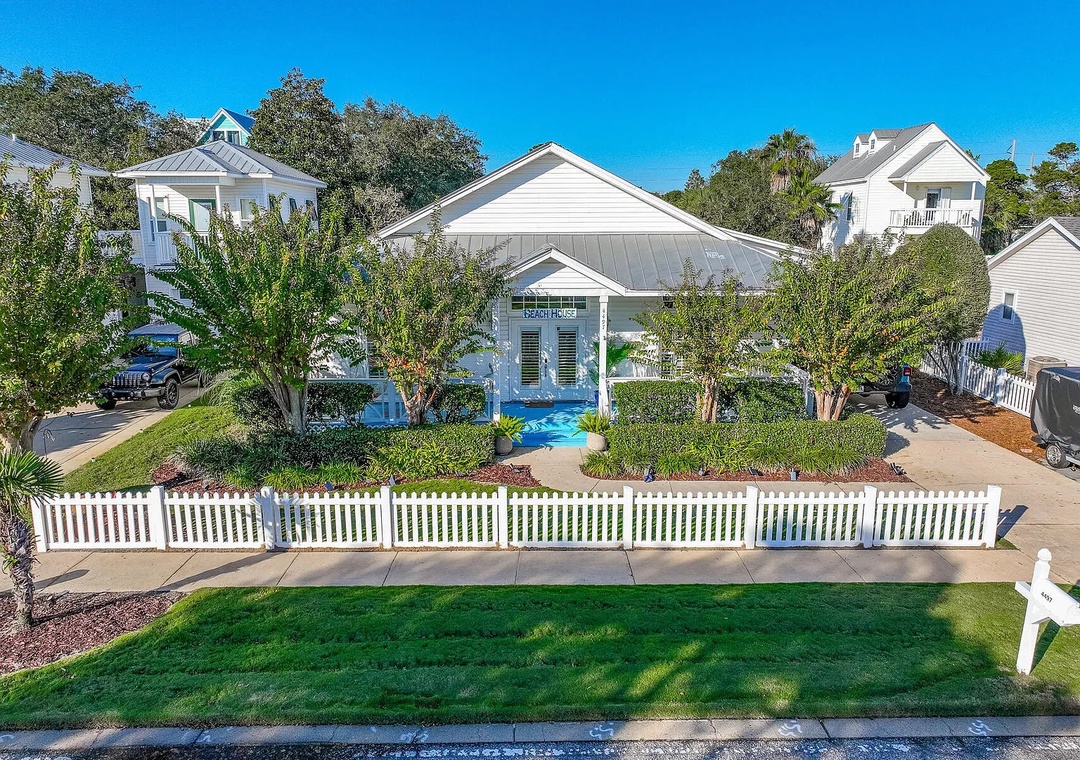 Fancy Nancy's Beach Home