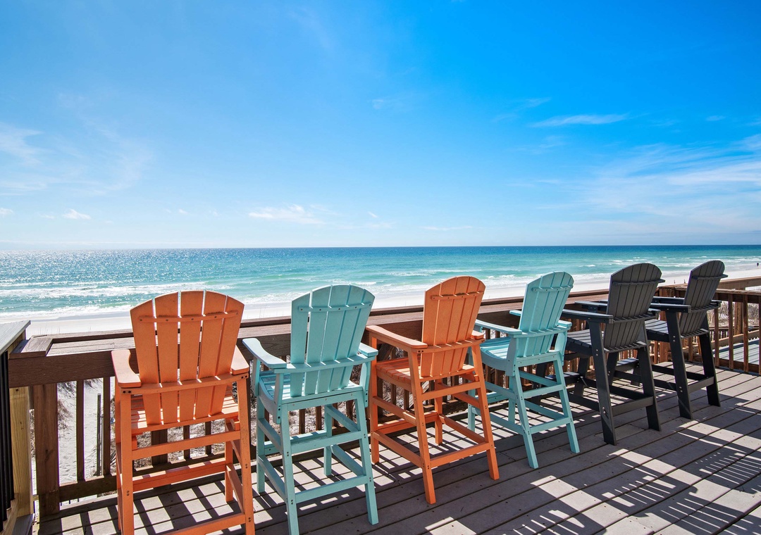 Green Reef #8- Beachy Keen balcony