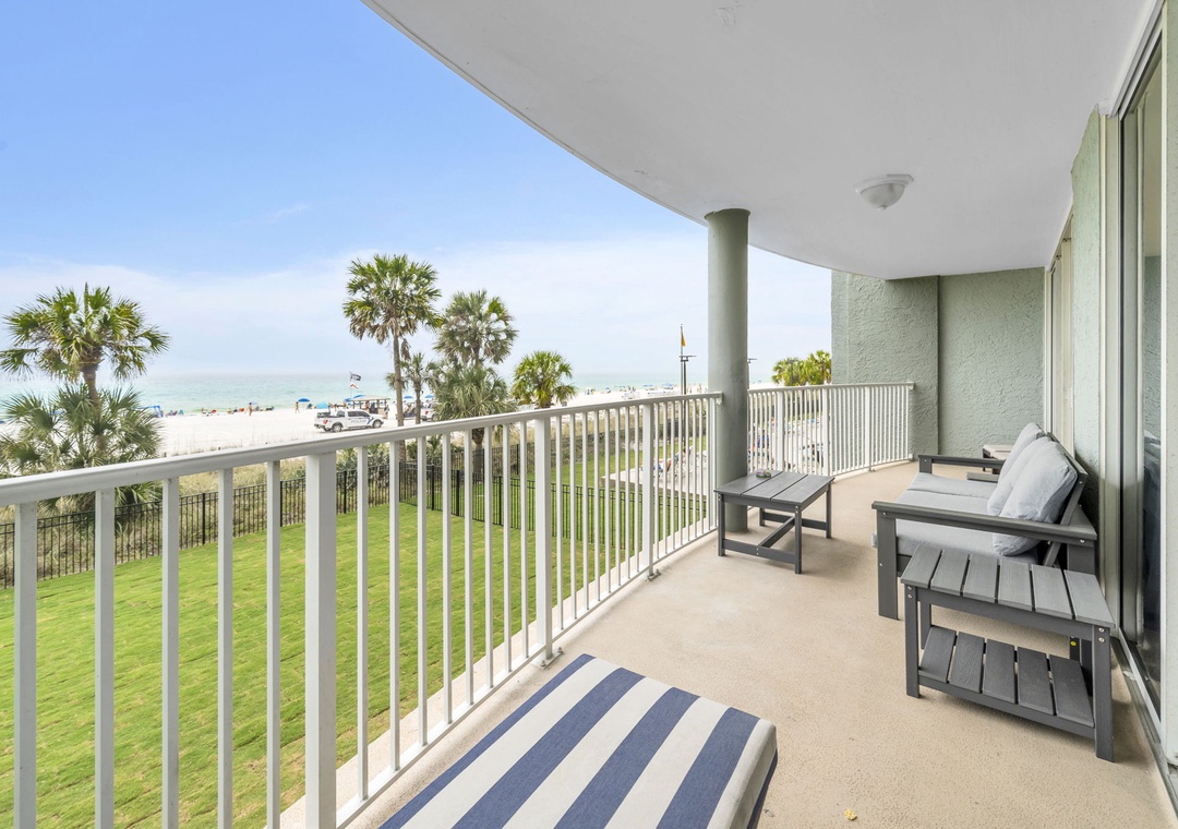 Long Beach Resort 1-105 balcony