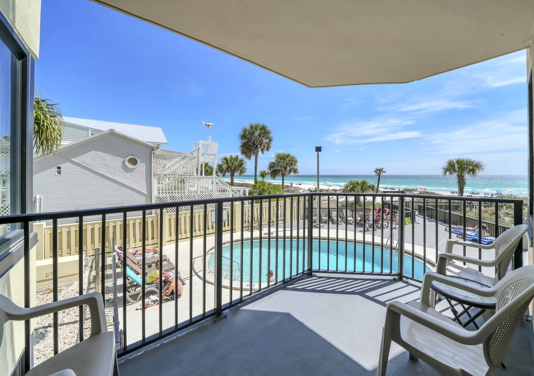 Sunbird 202E balcony