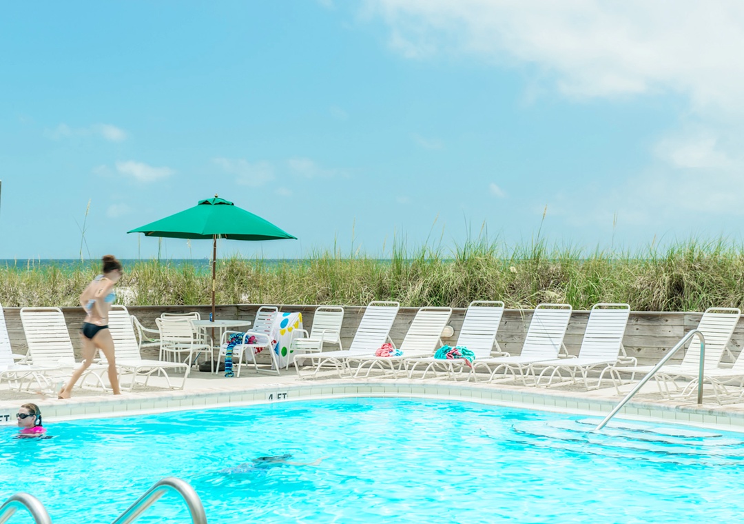 Gulf side pool