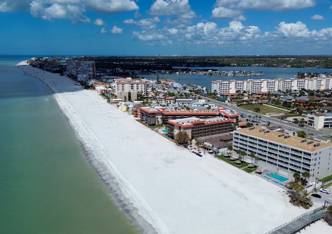 Sea Oats - Directly on the Beach