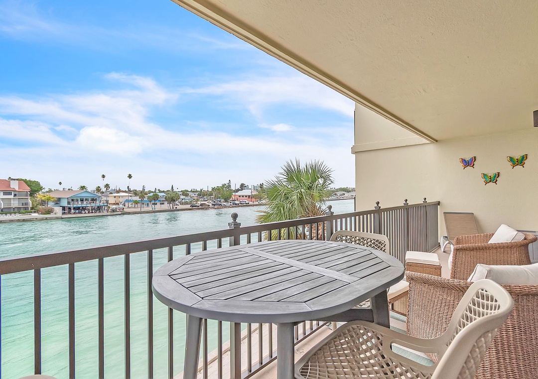 Great Views of the Waterway from your Private Balcony