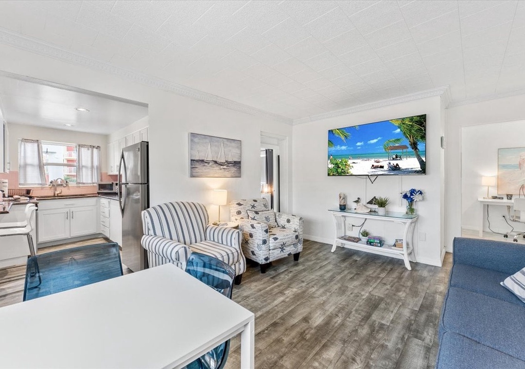 Tropic Terrace Suite 44