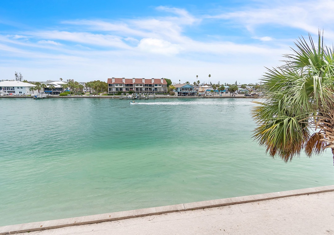 Intracoastal Waterway - Watch the Boats and Dolphins Go By
